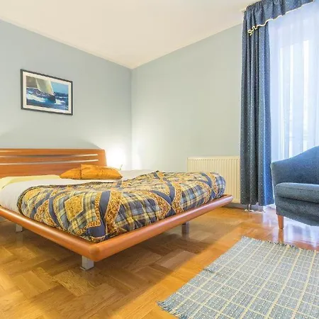 Sfinga Verudela - M Apartman