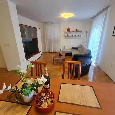 Apartment Sfinga Verudela - M