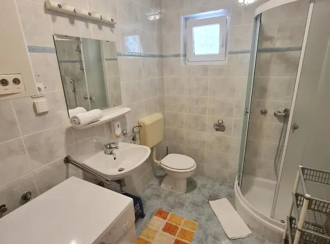 Sfinga Verudela - M Πούλα